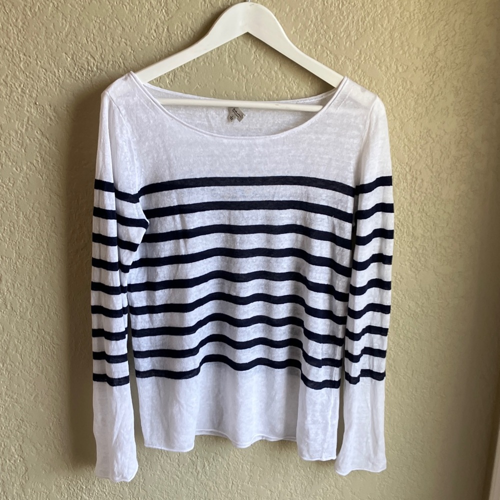 Aritzia Babaton 💯% linen sweater